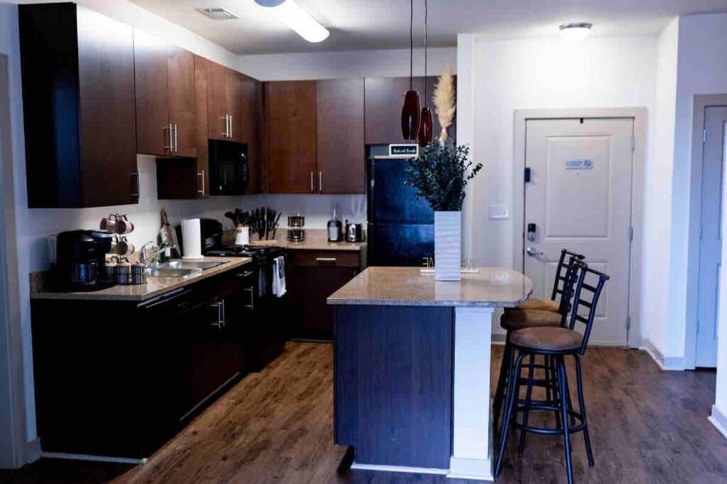 Amplify Spaces 1 And 2 Bedroom Apartments, Downtown Birmingham, Uab Buitenkant foto